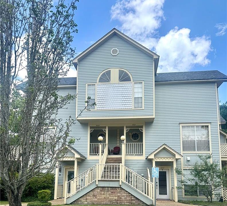 1st image of 3021 Audubon Trce #3021