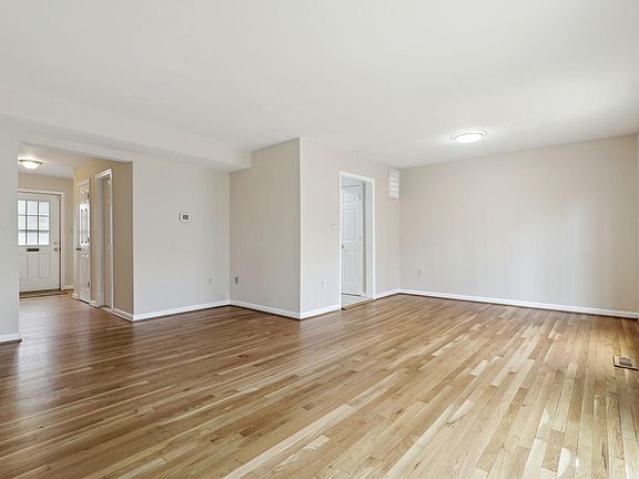 Living room/Dining Room