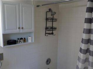 1204 S Lake Dr APT 3, Lantana, FL 33462