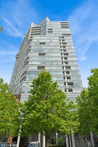510 W Erie St APT 1606, Chicago, IL, 60610