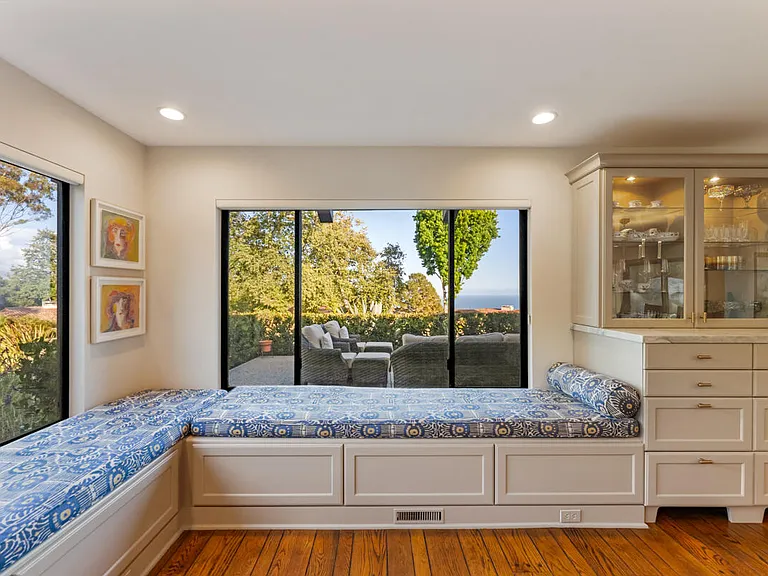 181 Coronada Cir — Photo 34