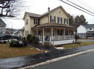 413 Delaware St, Jessup, PA 18434