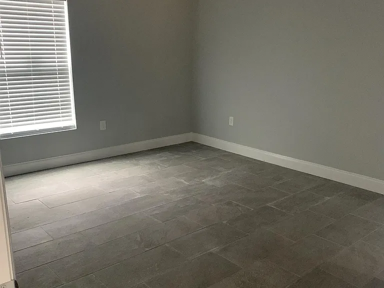 4445 Alpine Ln — Photo 6