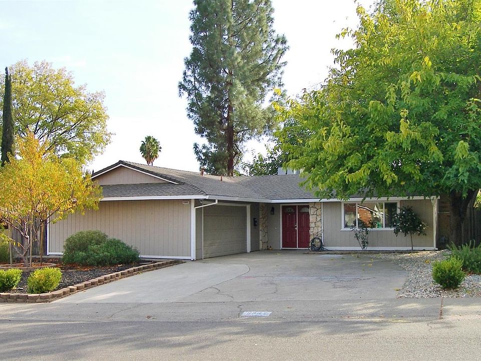 1st image of 8362 Foxfire Dr