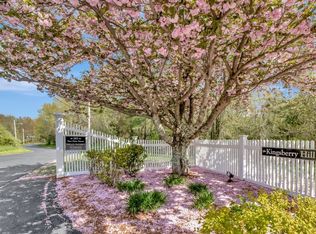 283 E Main St APT 16, Norton, MA 02766