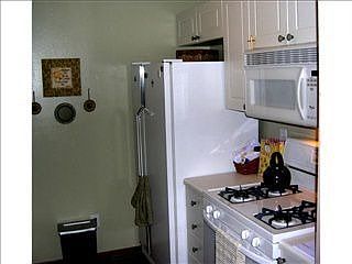 5th image of 7338 Donovan Dr