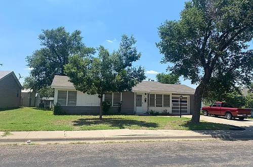 2413 Poplar St Photo 1