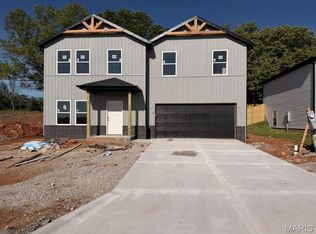 939 Holstein, Marshfield, MO 65706