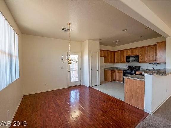 4th image of 5605 Lookout Crest St