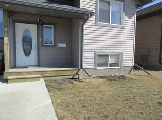 4732 18th St, Lloydminster, SK S9V1K1