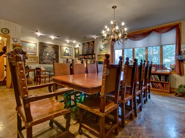 501 Montgomery Street image 1 of 8