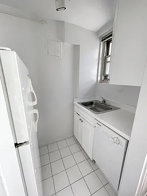 Rented by Oxford Property Group | media 3