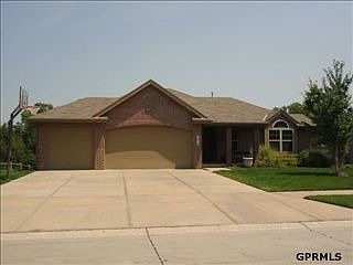 1st image of 2819 Piney Creek Dr