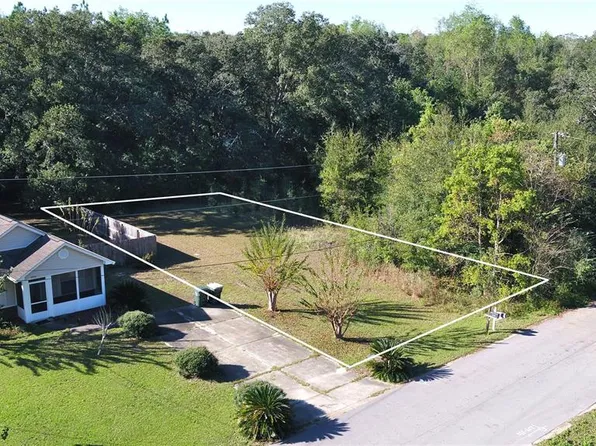 11500 Lou St #27, Pensacola, FL 32534