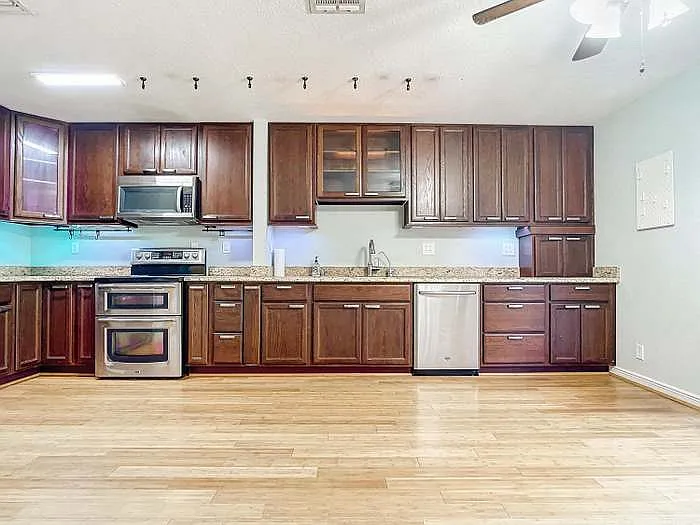 816 Summit Lake Dr — Photo 3