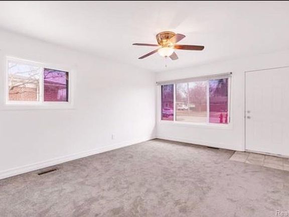 5th image of 29584 Rush St