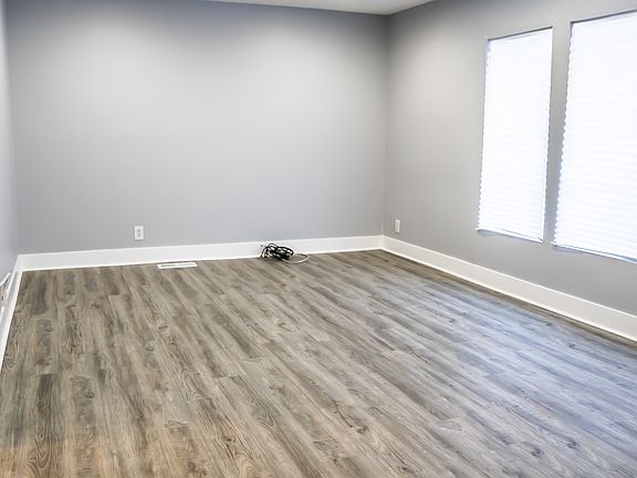 2nd image of 2511 Orion Ave
