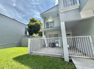 2415 NW 11th St APT 26A, Miami, FL 33125