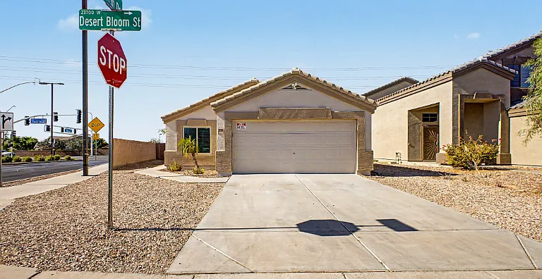 23765 W Desert Bloom St — Photo 3