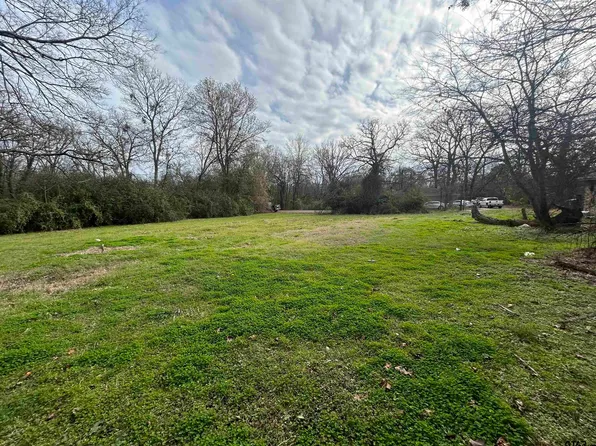 6 & 7 Pleasant St, Mount Pleasant, TX 75455