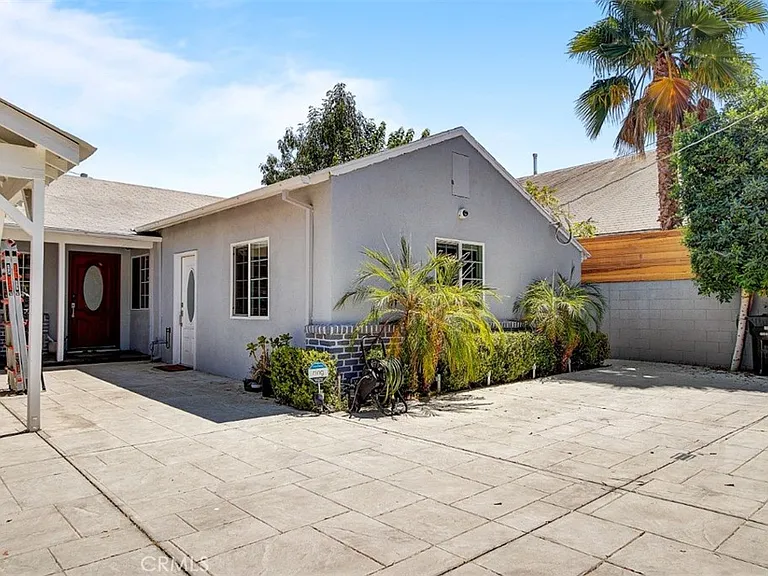 6854 Gentry Ave #ADU — Photo 19
