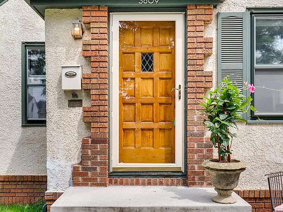 3rd image of 3609 41st Ave S