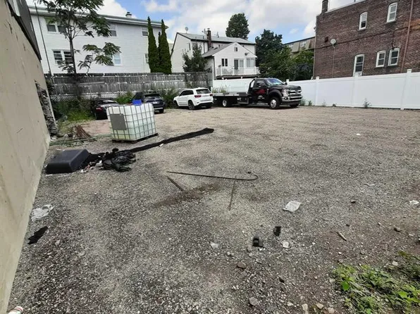 139-141 Palisade Ave, Cliffside Park, NJ 07010