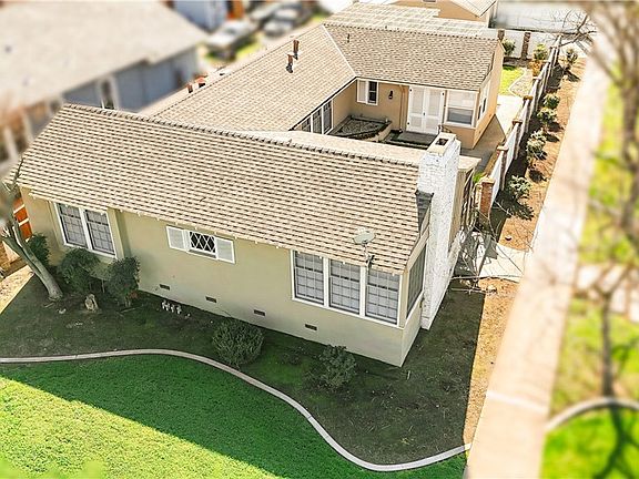 3rd image of 2038 H St