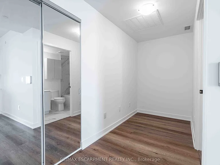 2075 Lakeshore Rd #707 — Photo 15