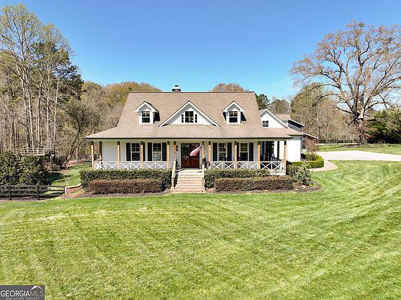 3rd image of 7093 Vaughn Rd