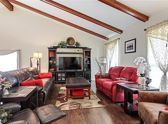 3rd image of 348 Bellemeade Blvd