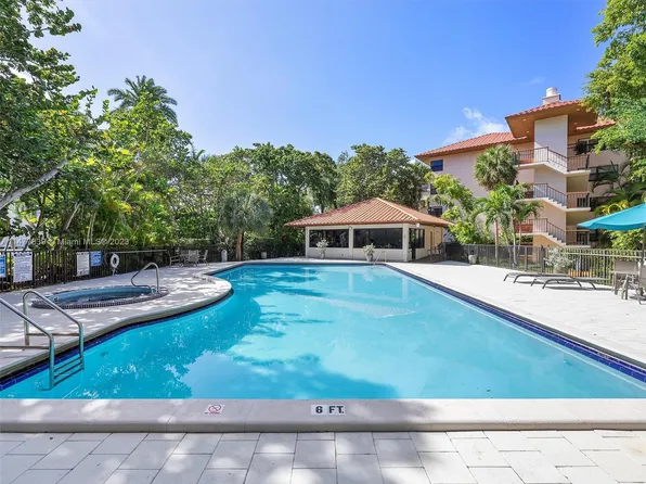 55 Ocean Lane Dr APT 3025, Key Biscayne, FL 33149