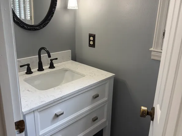 3246 Woodside Ave, Graham, NC 27253