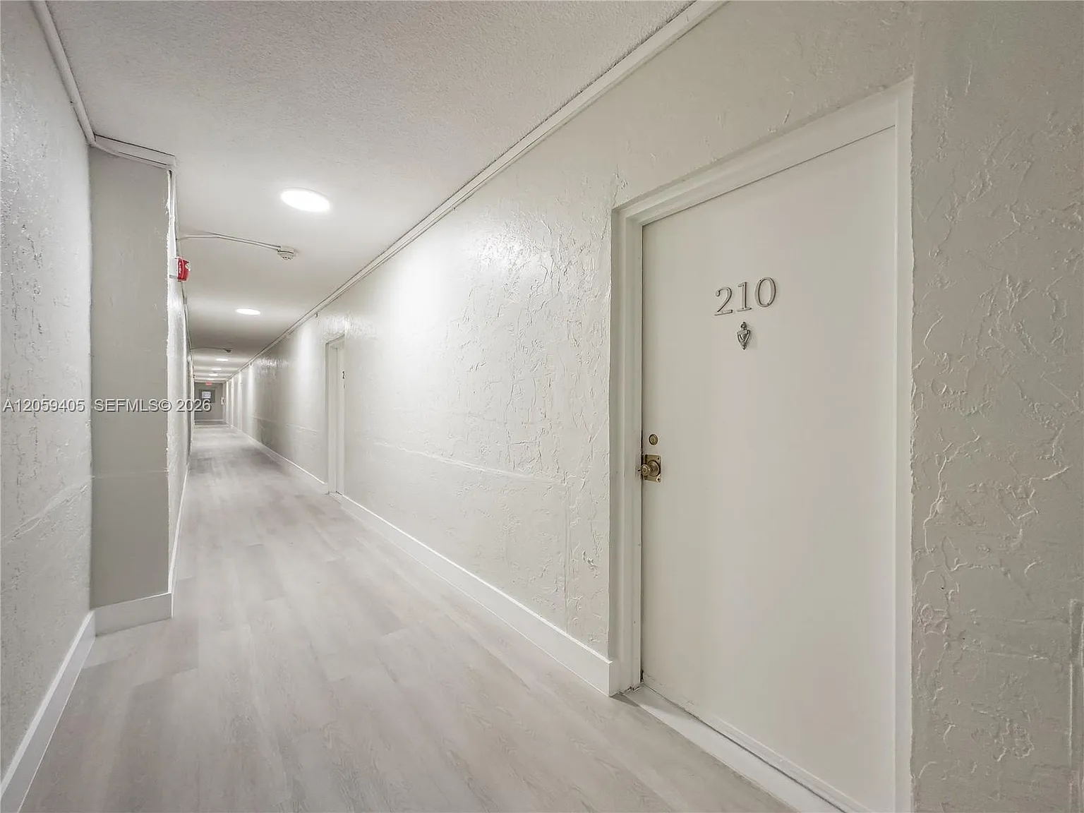 Avila Condo — Photo 3