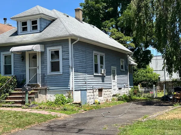 121 Teeple Pl, South Plainfield, NJ 07080