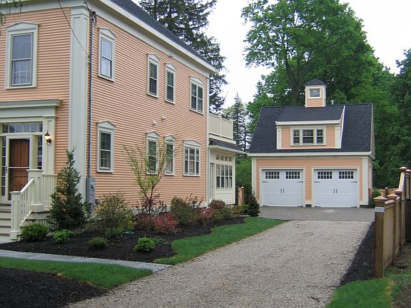 3rd image of 7 Columbus Ave