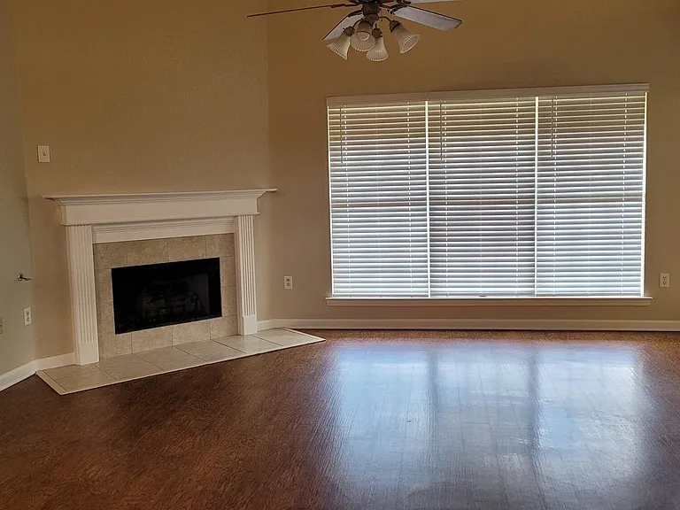 5935 Telford Dr — Photo 5