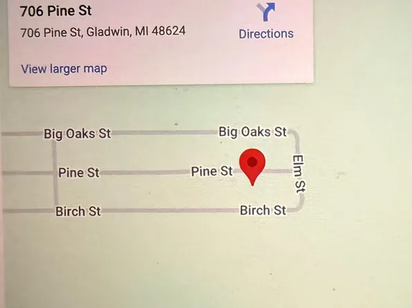 706 Pine St, Gladwin, MI 48624