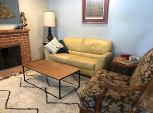 1149 Hollyhead Ln, Cupertino, CA 95014