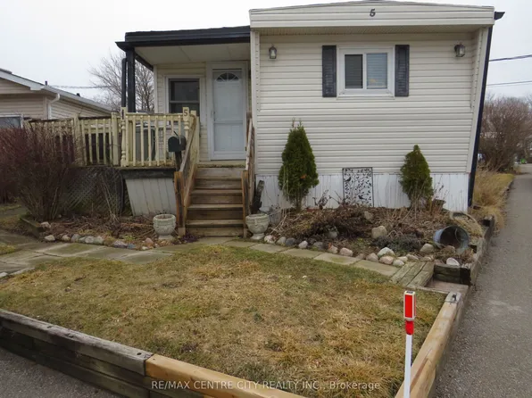 198 Springbank Dr #5, London, ON N6J 1G1