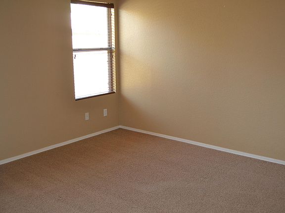 4th image of 3406 S Luiseno Blvd