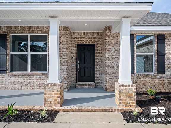 4th image of 905 Ruisseau Dr