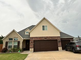 3317 W Jackson St, Broken Arrow, OK 74012