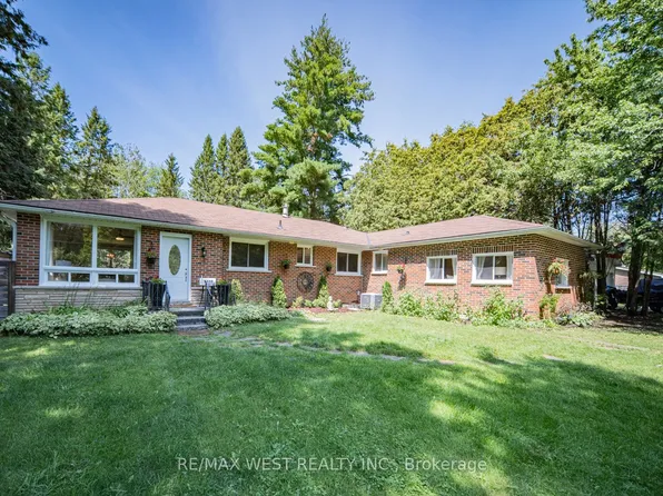 9510 Morning Glory Rd, Georgina, ON L0E 1N0