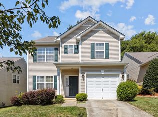 11338 Breezehill Ln, Charlotte, NC 28262