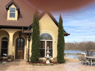 1284 Arbor Lake Dr N, Horn Lake, MS 38637
