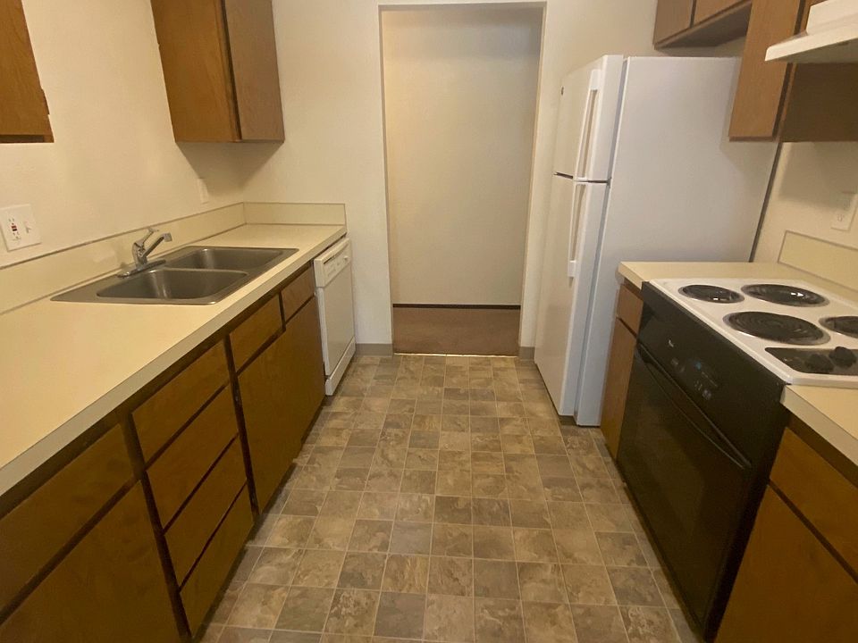 2nd image of 3614B 6th Ave NW