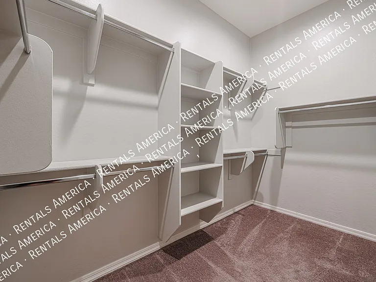 4429 E Jones St — Photo 14