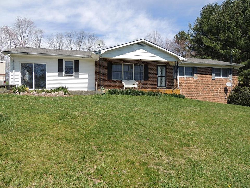 1st image of 581 Stewart Hollow Ln