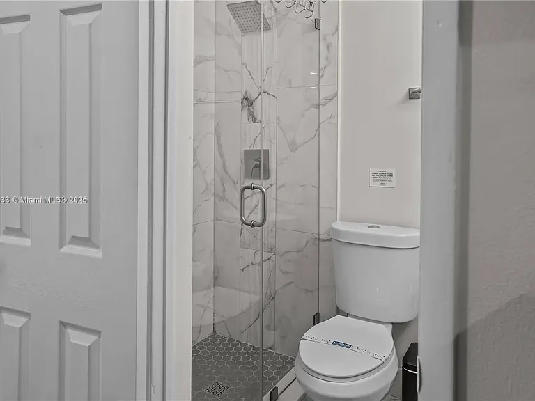 9015 SW 96th Ave — Photo 18